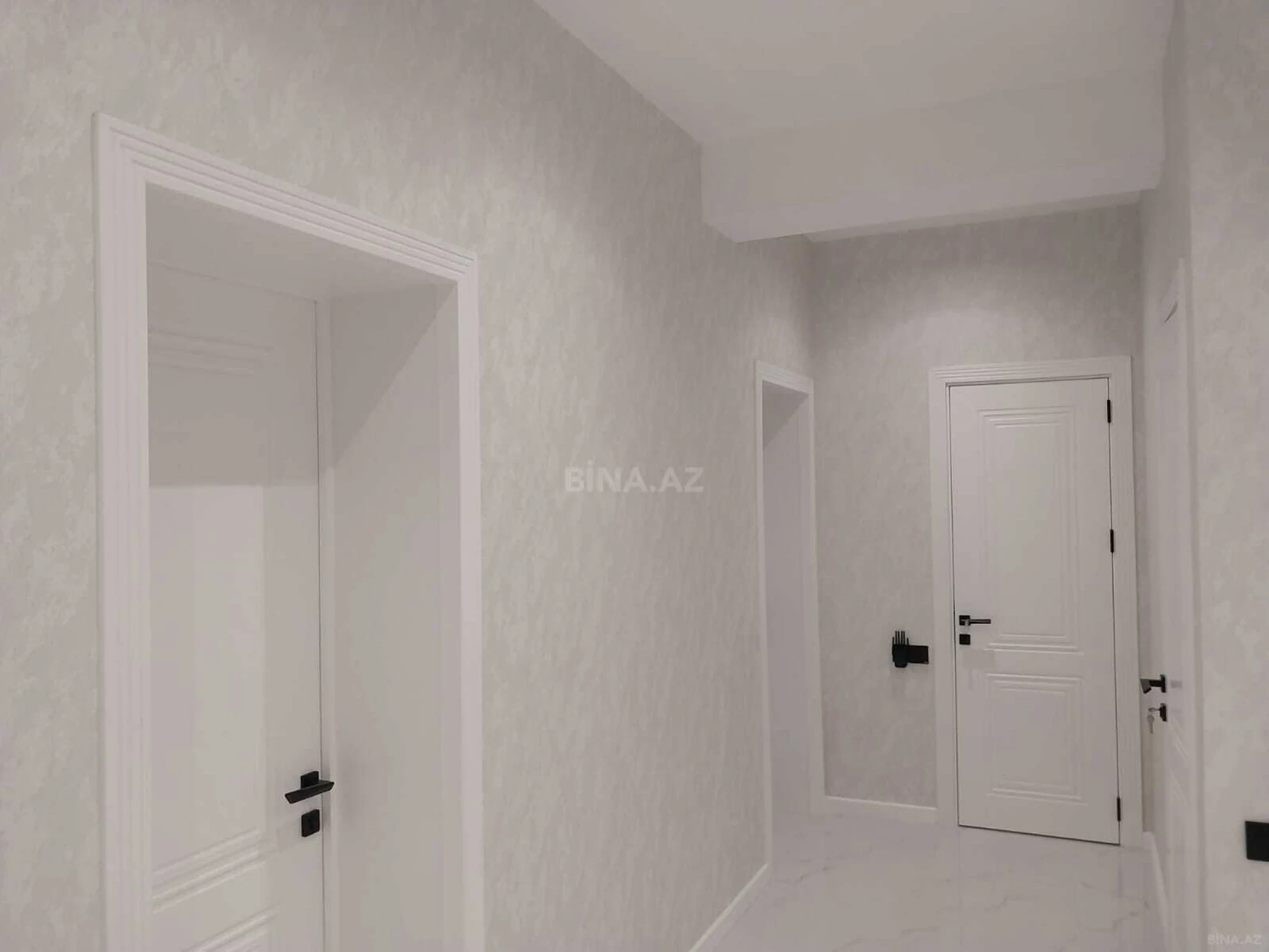 Kirayə verilir 3 otaqlı mənzil 105 m²
