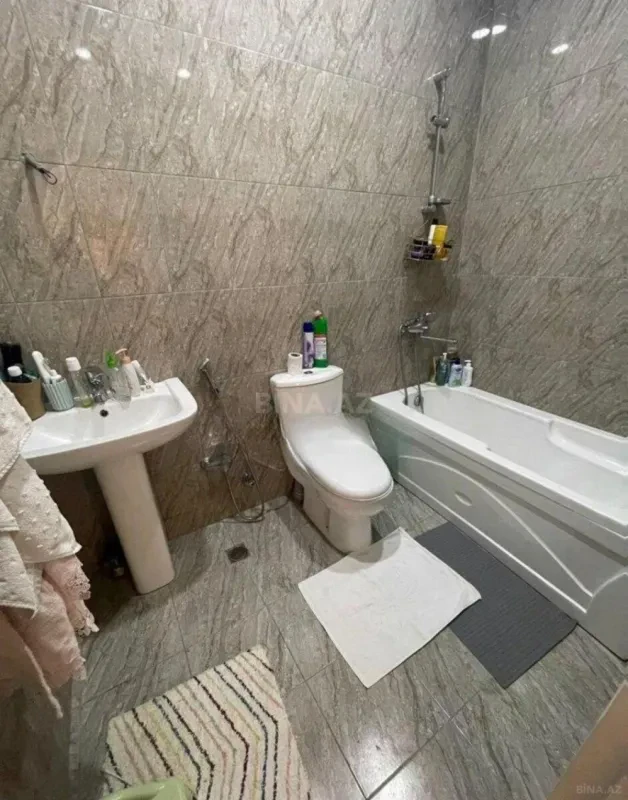 Satılır 3 otaqlı mənzil 72 m²