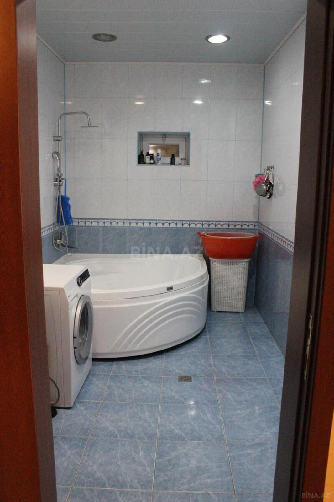Satılır 7 otaqlı həyət evi 309 m²