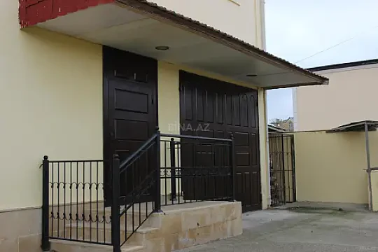 Satılır 7 otaqlı həyət evi 309 m²