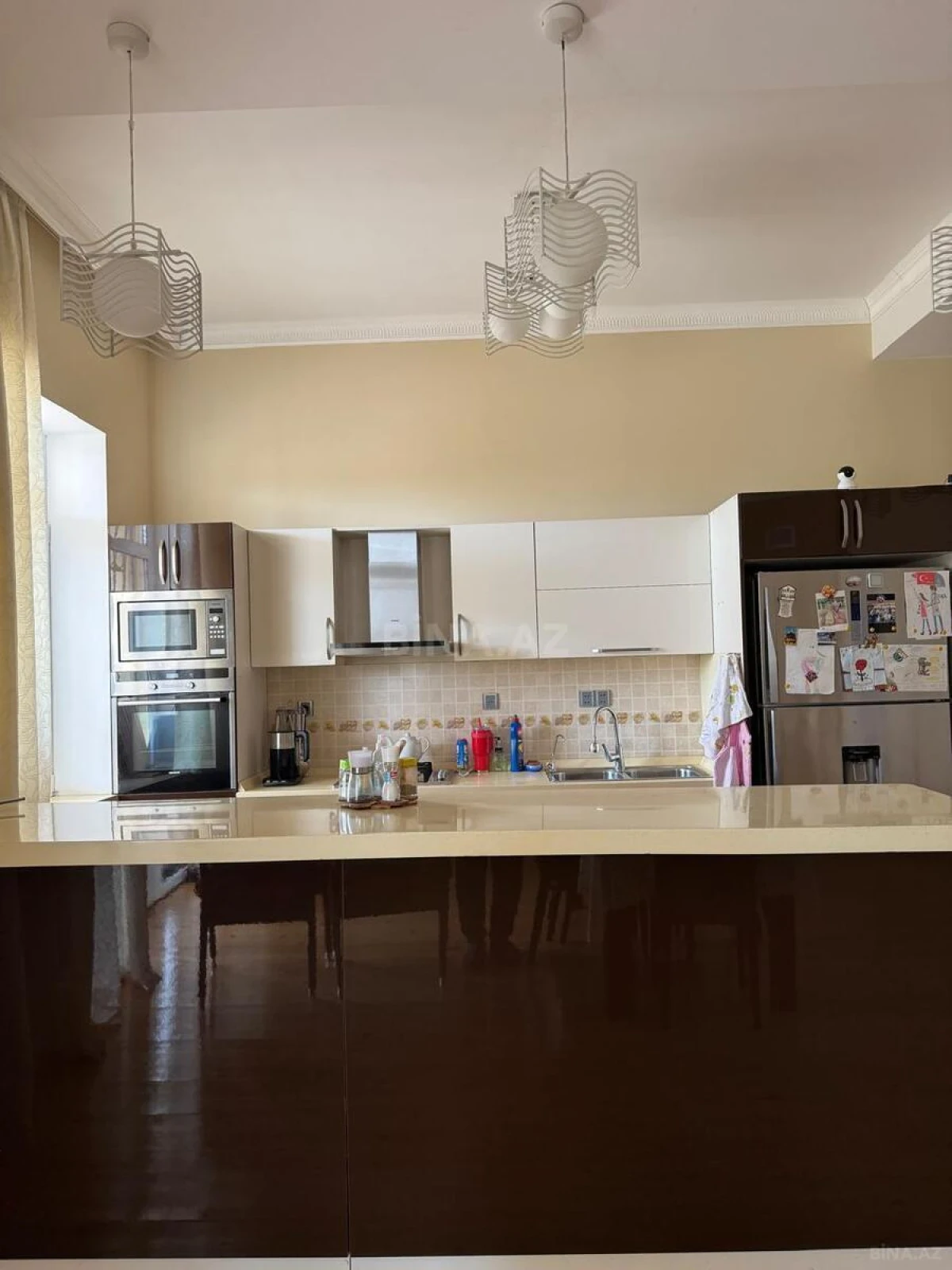 Satılır 7 otaqlı həyət evi 309 m²
