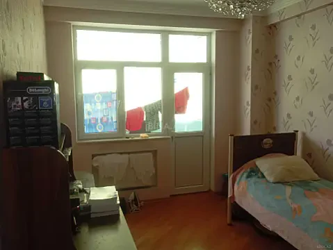 Kirayə verilir 3 otaqlı mənzil 130 m² — Bakı 3 otaq 130.00 m²