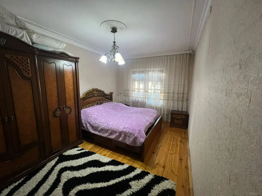 Satılır 4 otaqlı mənzil 114 m²