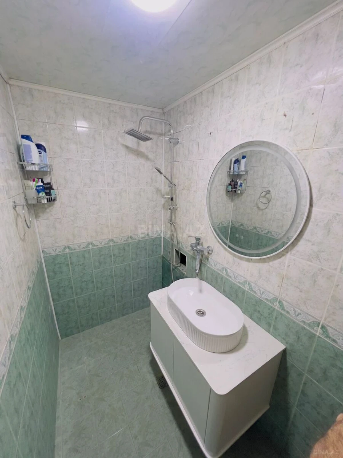 Satılır 4 otaqlı mənzil 114 m²