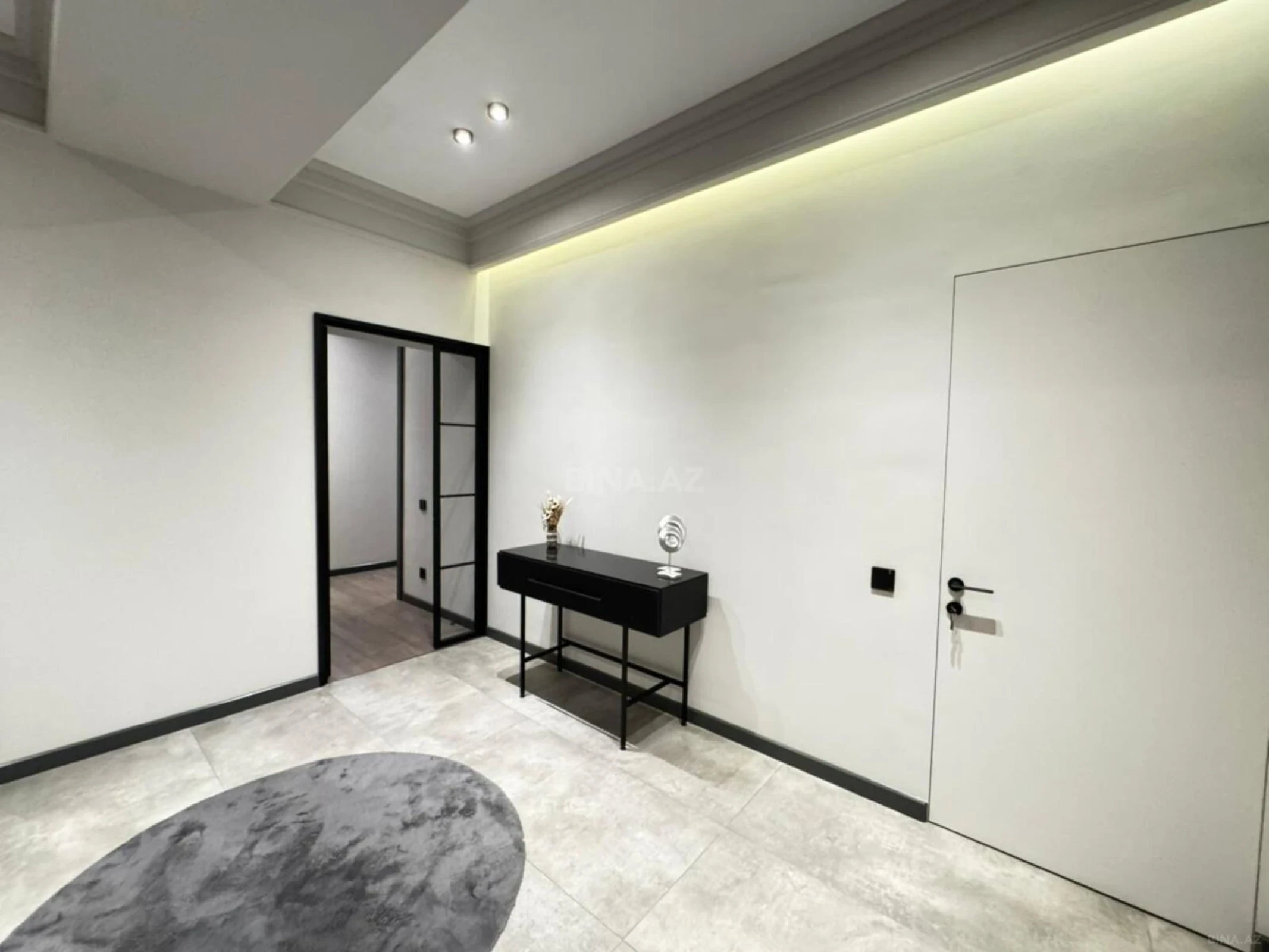 Kirayə verilir 3 otaqlı mənzil 110 m²