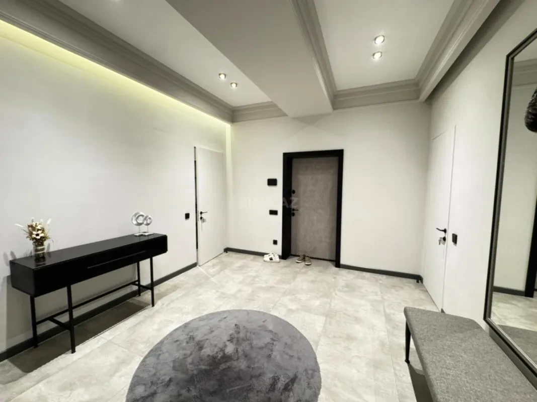 Kirayə verilir 3 otaqlı mənzil 110 m²