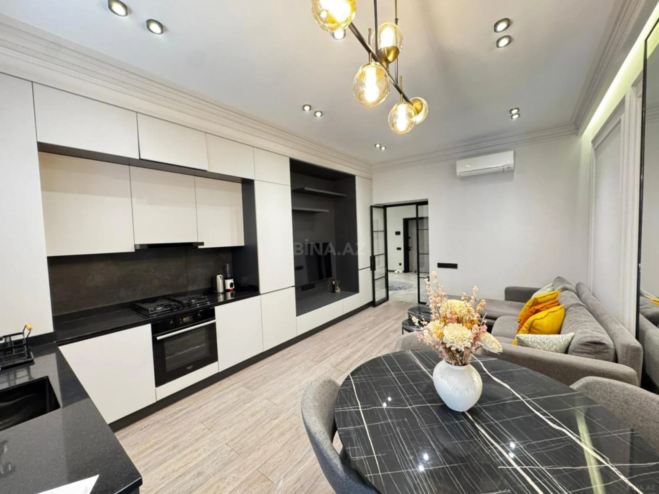 Kirayə verilir 3 otaqlı mənzil 110 m²