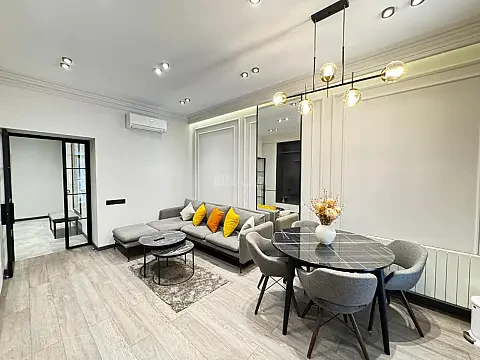 Kirayə verilir 3 otaqlı mənzil 110 m² — Bakı 3 otaq 110.00 m²
