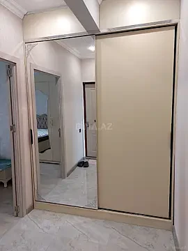 Kirayə verilir 2 otaqlı mənzil 65 m²