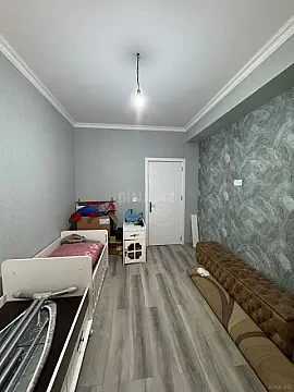 Satılır 3 otaqlı mənzil 70 m²