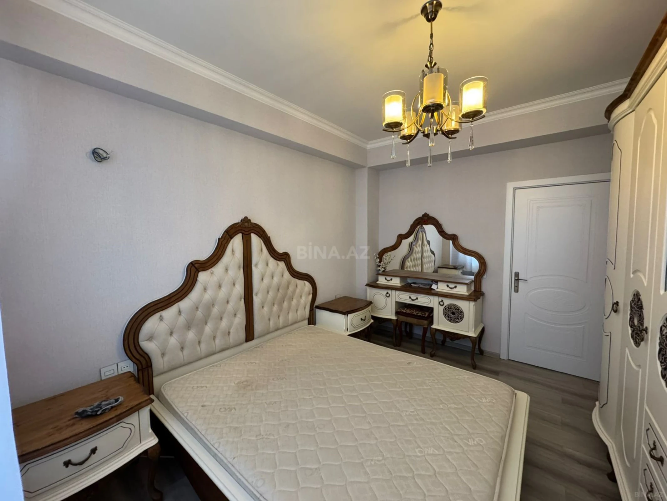 Satılır 3 otaqlı mənzil 70 m²