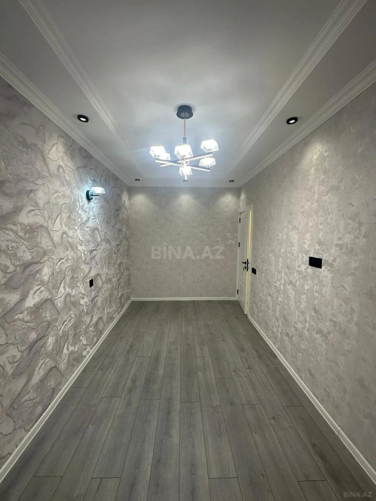 Satılır 3 otaqlı mənzil 75 m²