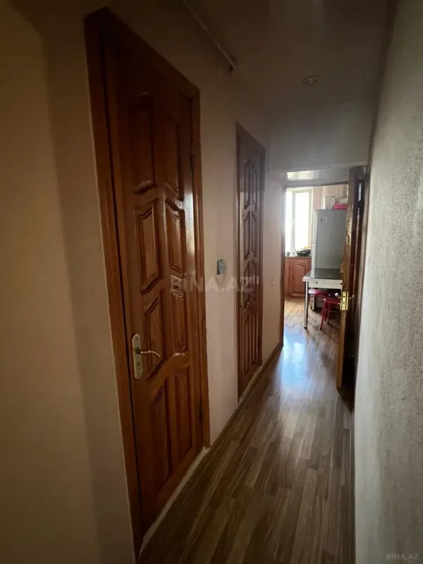 Satılır 4 otaqlı mənzil 100 m²