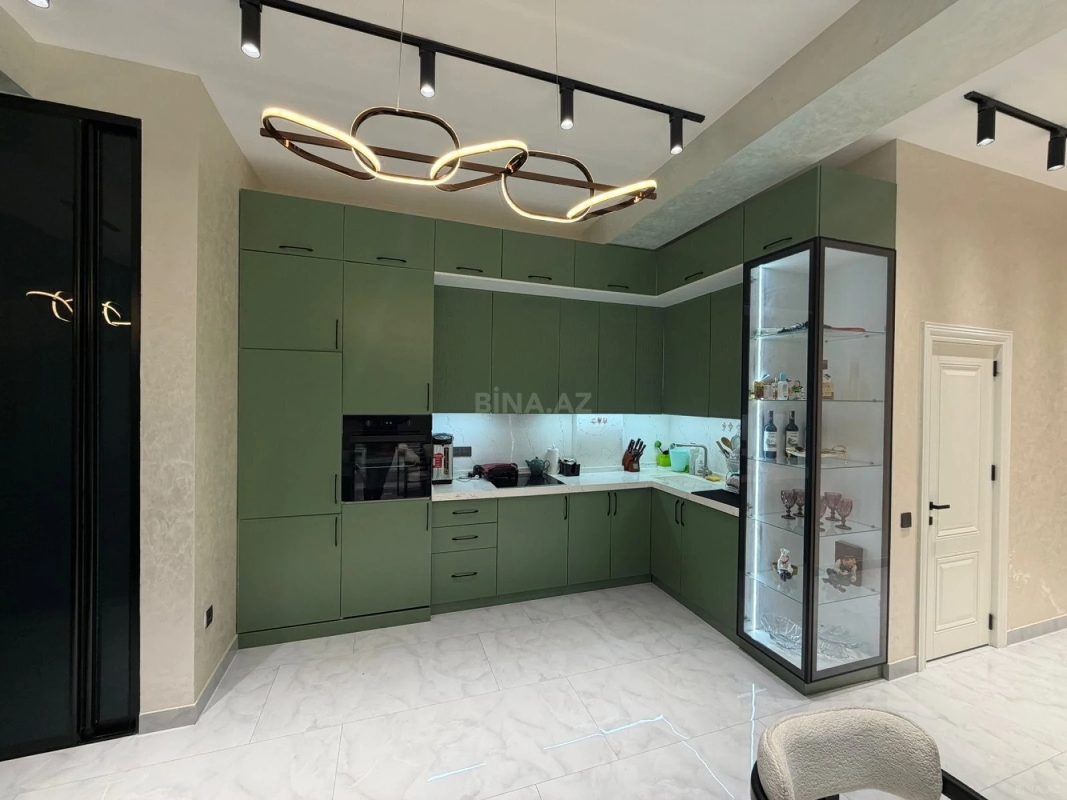 Kirayə verilir 3 otaqlı mənzil 86 m²