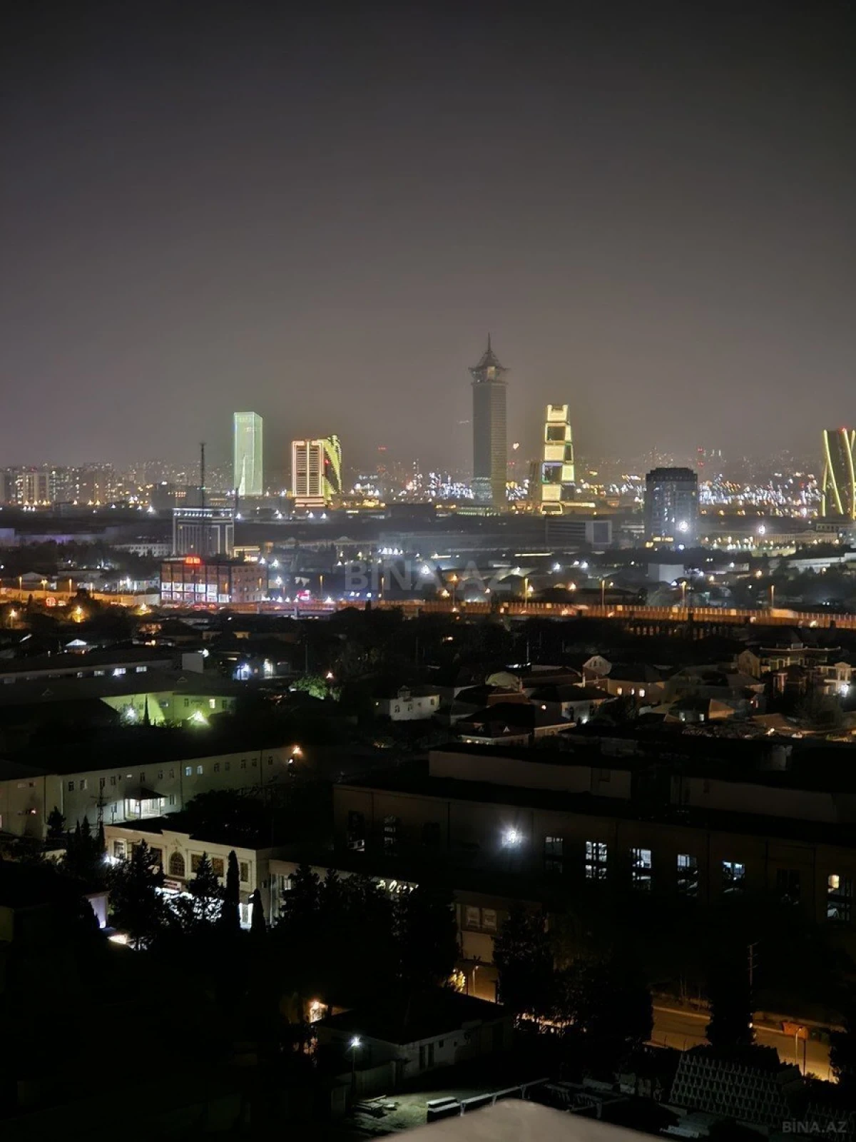 Kirayə verilir 2 otaqlı mənzil 80 m²