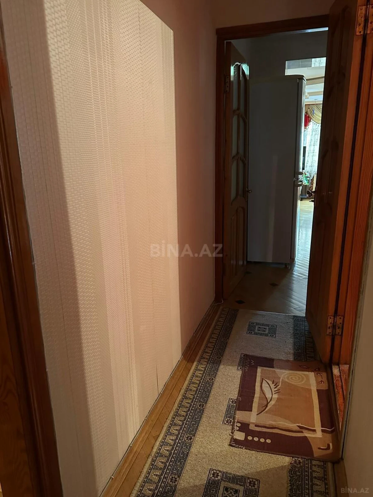 Satılır 4 otaqlı mənzil 120 m²