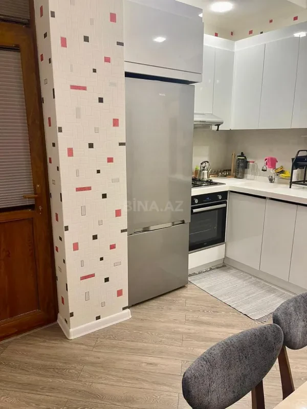 Kirayə verilir 3 otaqlı mənzil 110 m²