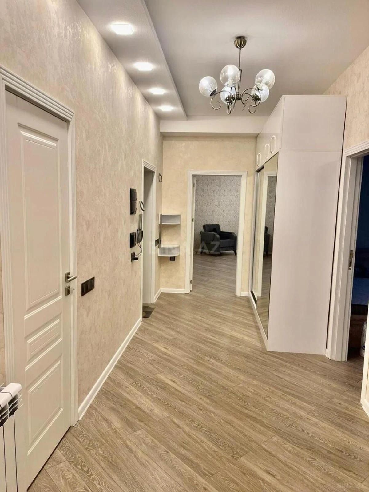 Kirayə verilir 3 otaqlı mənzil 110 m²