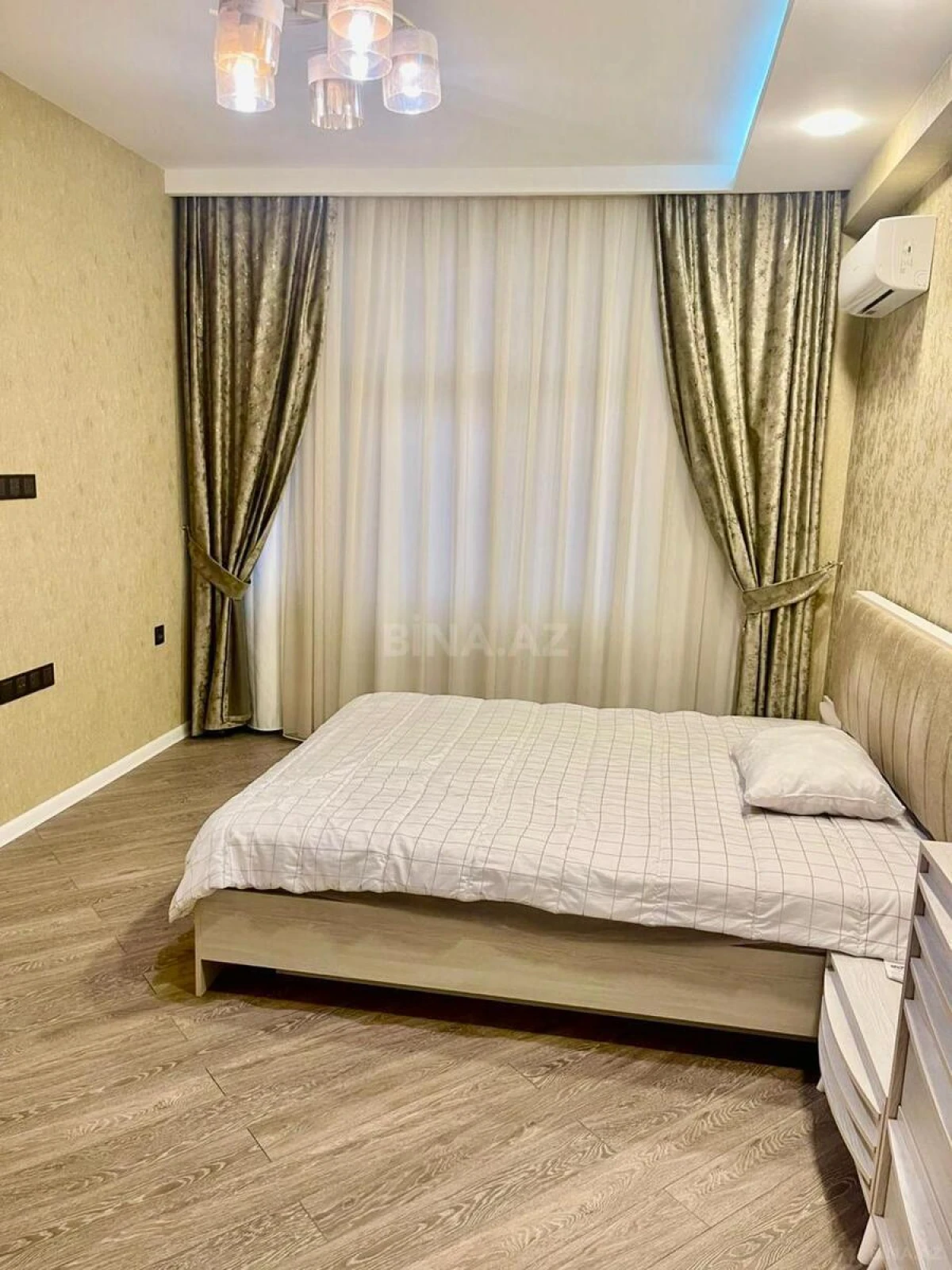 Kirayə verilir 3 otaqlı mənzil 110 m²