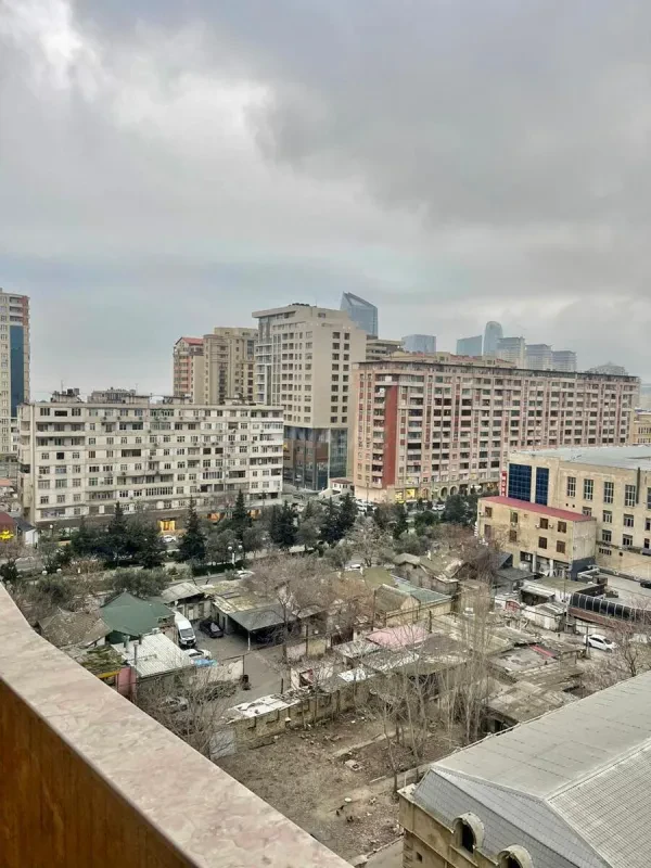 Kirayə verilir 3 otaqlı mənzil 110 m²