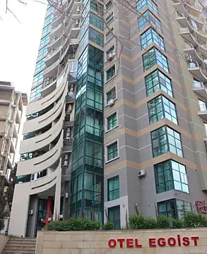 Satılır 4 otaqlı mənzil 205 m² — Bakı 4 otaq 205.00 m²