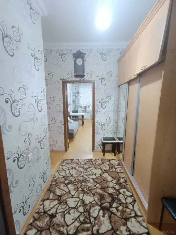 Kirayə verilir 2 otaqlı mənzil 100 m²