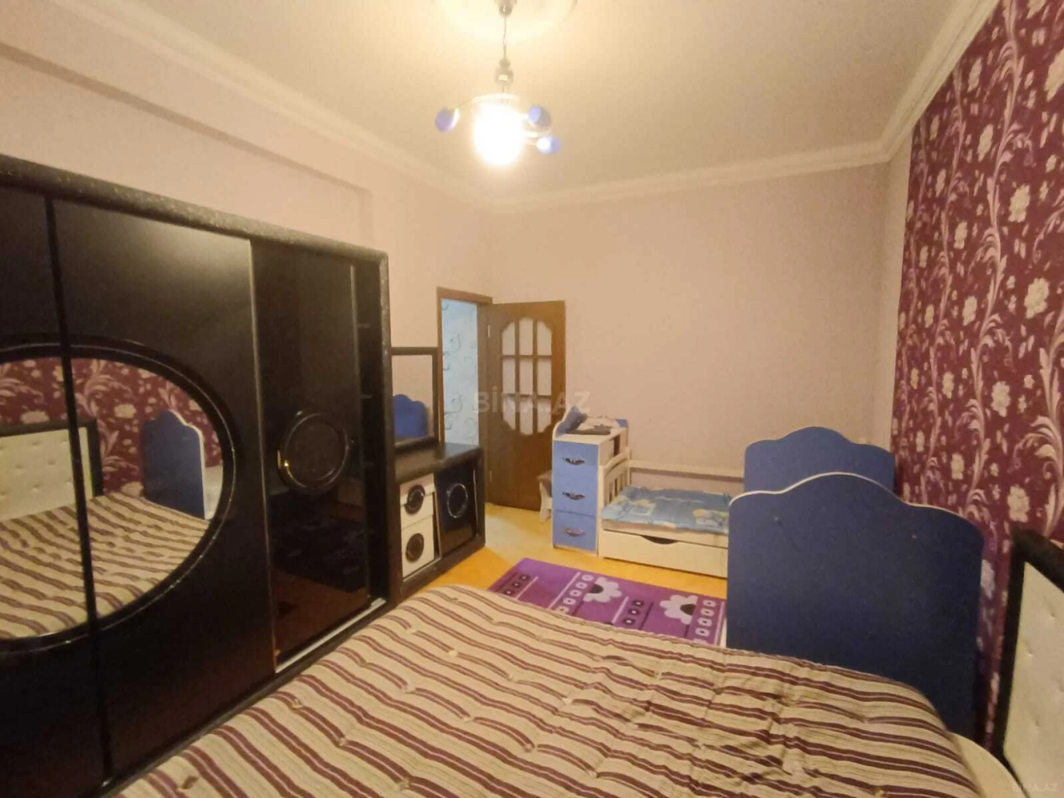 Kirayə verilir 2 otaqlı mənzil 100 m²