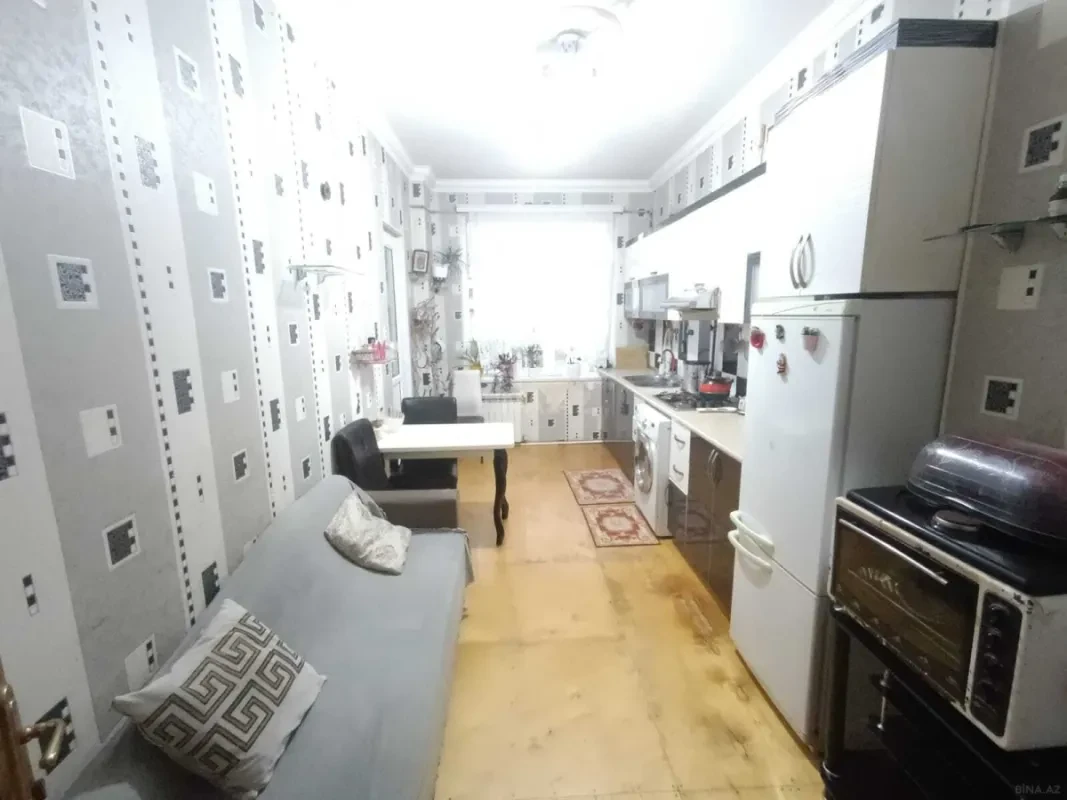 Kirayə verilir 2 otaqlı mənzil 100 m²