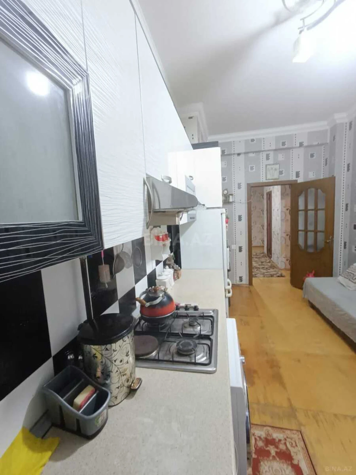 Kirayə verilir 2 otaqlı mənzil 100 m²