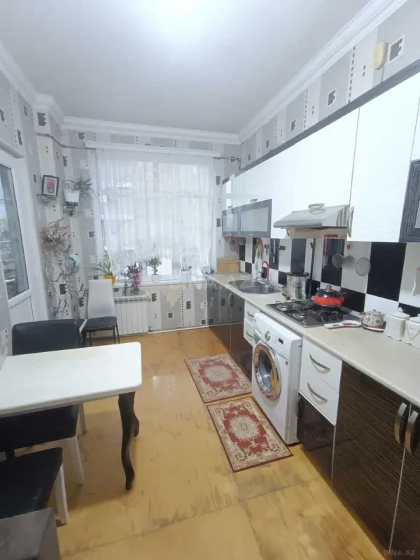 Kirayə verilir 2 otaqlı mənzil 100 m²