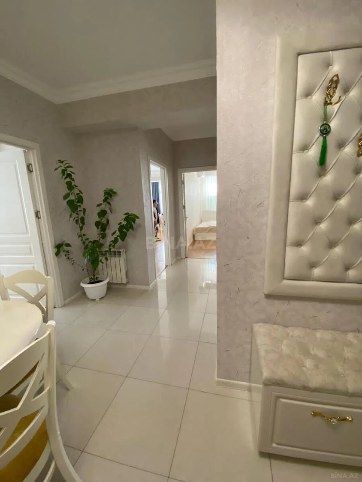 Satılır 3 otaqlı mənzil 96 m²