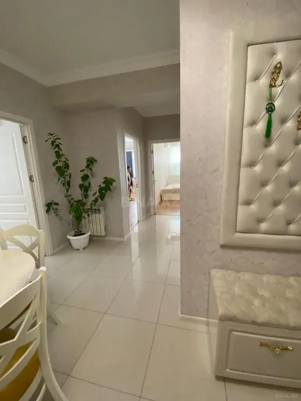 Satılır 3 otaqlı mənzil 96 m²