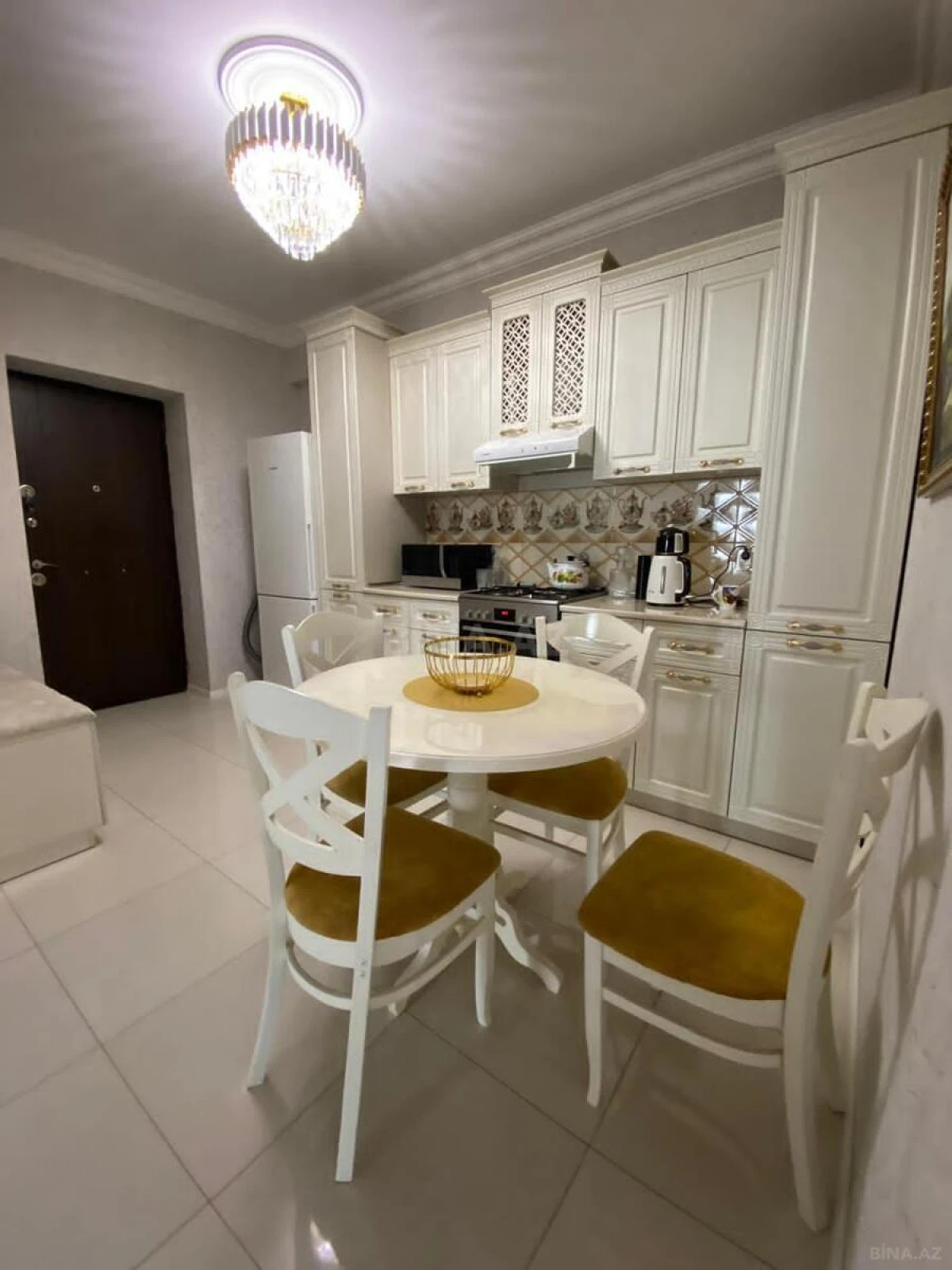 Satılır 3 otaqlı mənzil 96 m²
