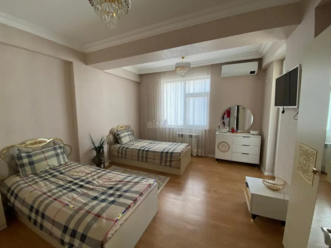 Satılır 3 otaqlı mənzil 96 m²