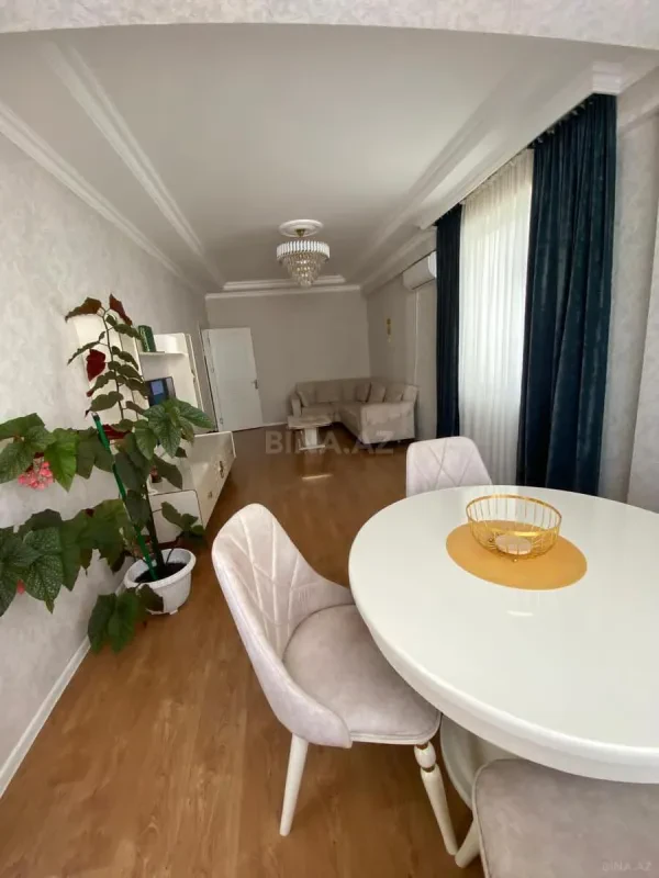 Satılır 3 otaqlı mənzil 96 m²