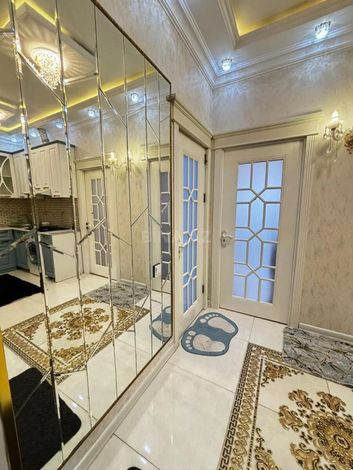 Kirayə verilir 2 otaqlı mənzil 60 m²