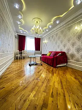Kirayə verilir 2 otaqlı mənzil 60 m²