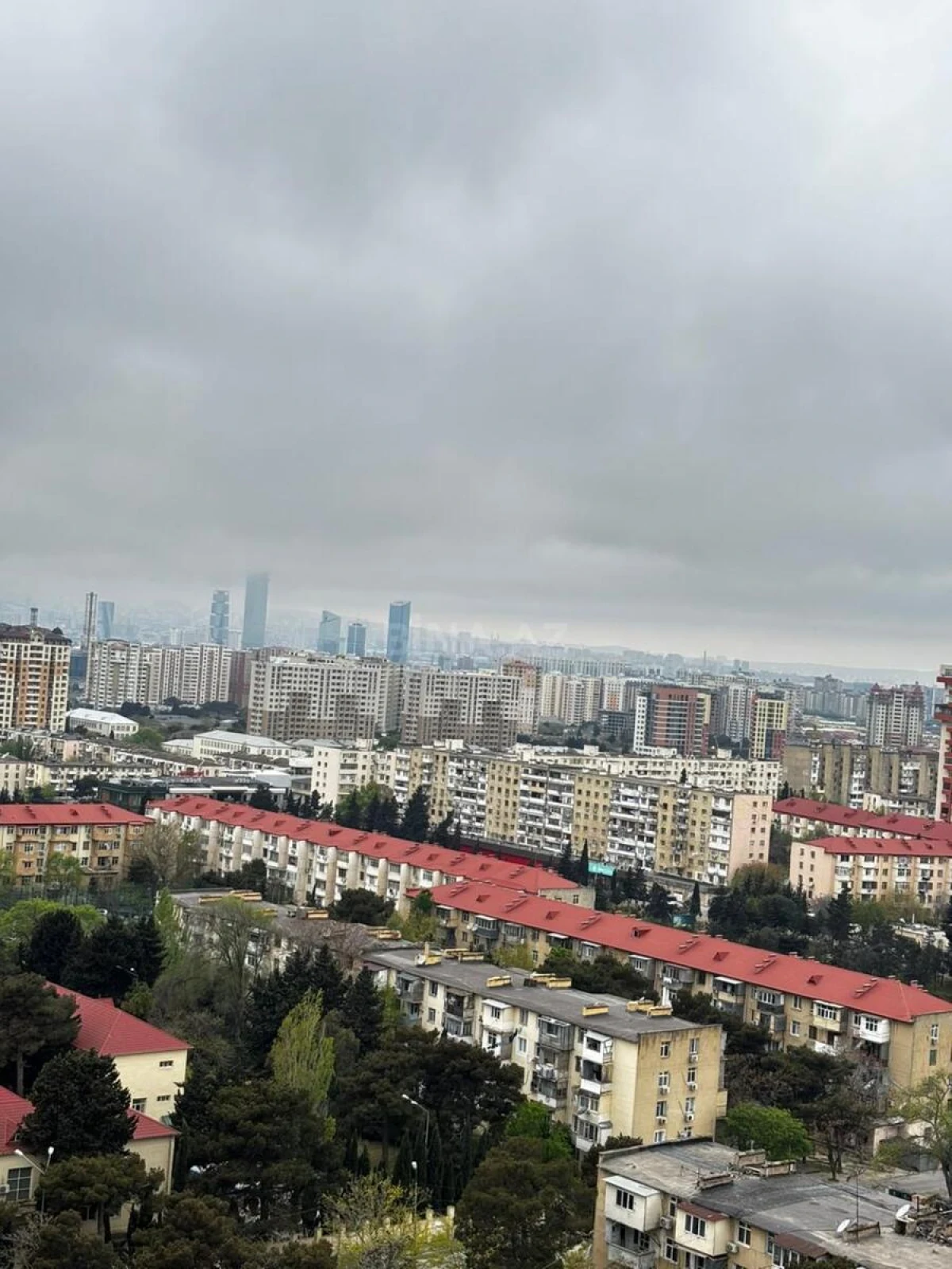 Kirayə verilir 2 otaqlı mənzil 60 m²