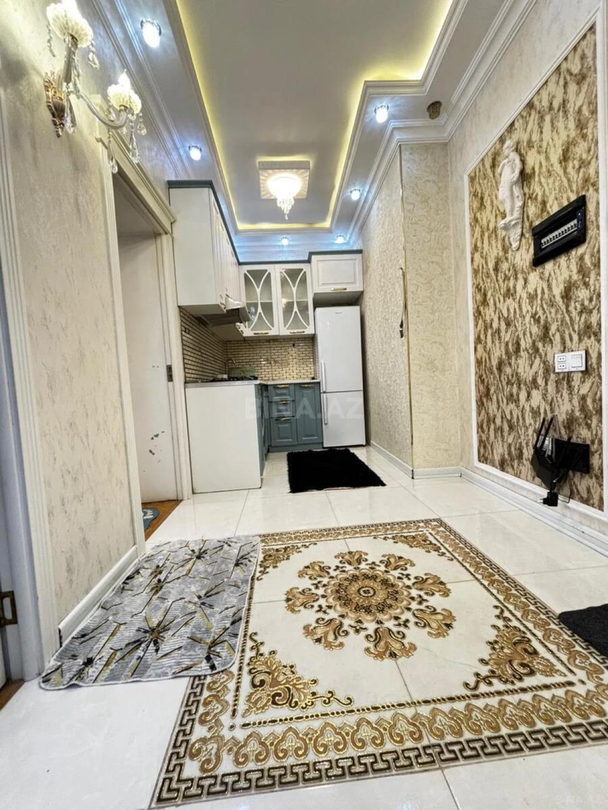 Kirayə verilir 2 otaqlı mənzil 60 m²