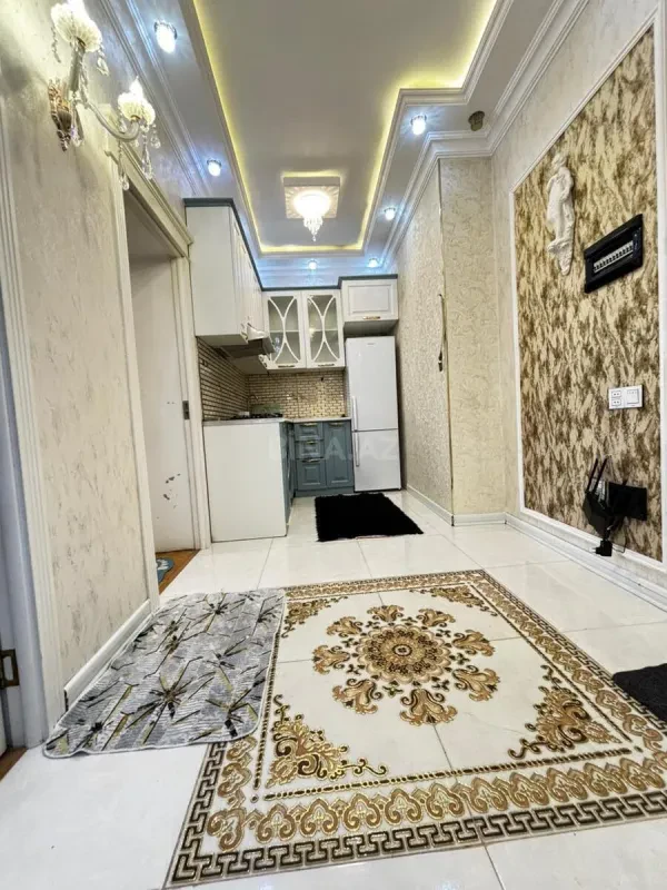 Kirayə verilir 2 otaqlı mənzil 60 m²