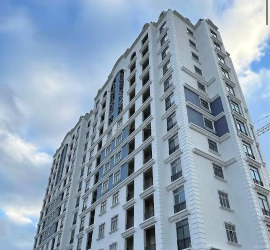 Satılır 1 otaqlı mənzil 44 m²