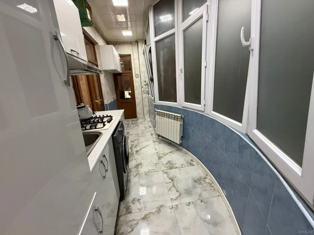 Satılır 3 otaqlı mənzil 105 m²