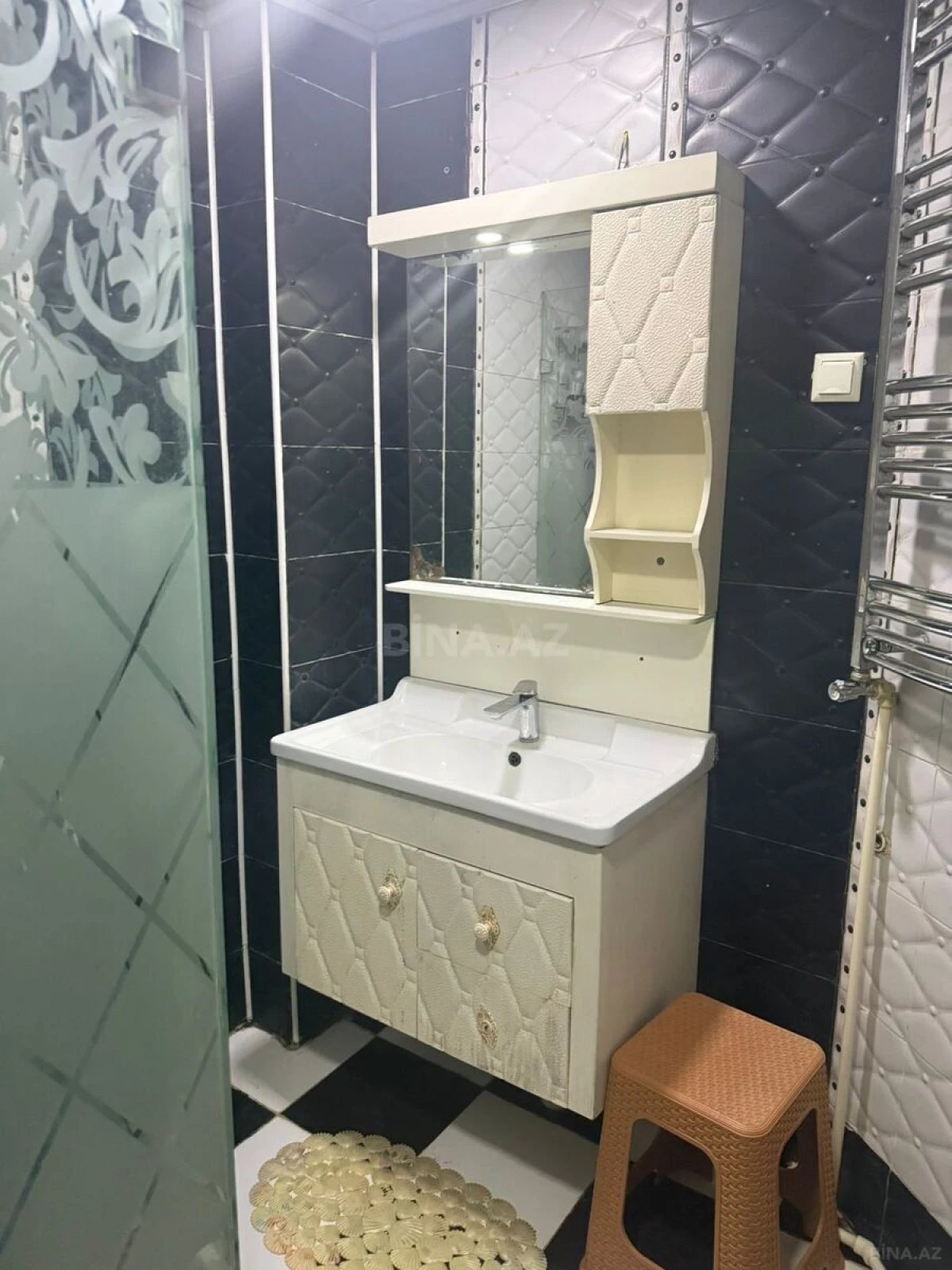 Satılır 3 otaqlı mənzil 105 m²