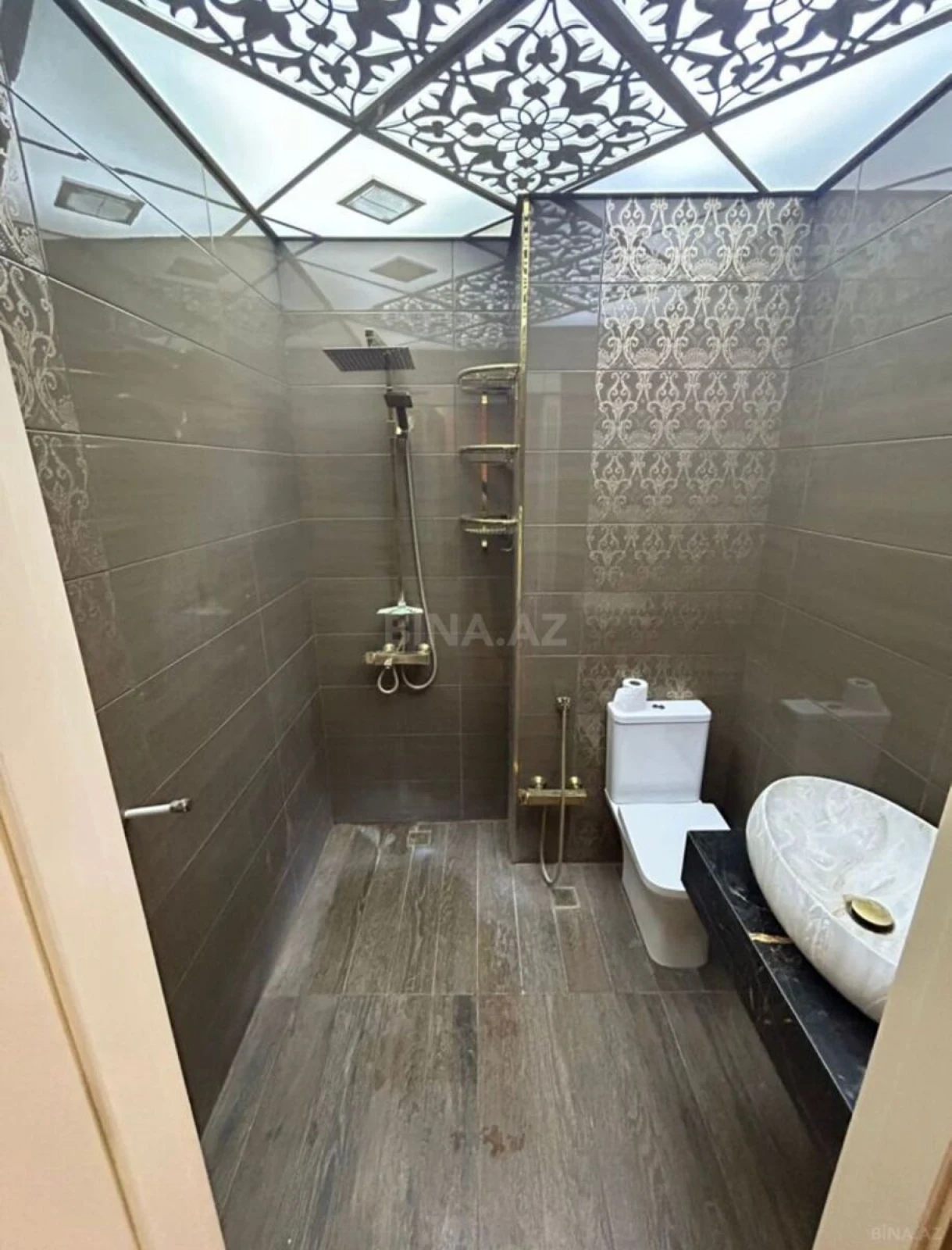 Kirayə verilir 2 otaqlı mənzil 62 m²