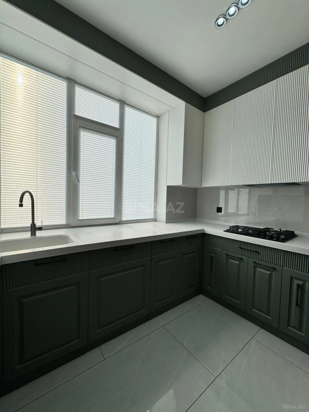 Satılır 3 otaqlı mənzil 65 m²