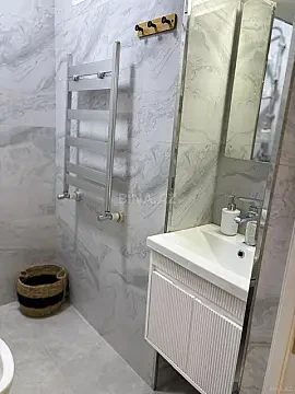 Kirayə verilir 2 otaqlı mənzil 40 m²