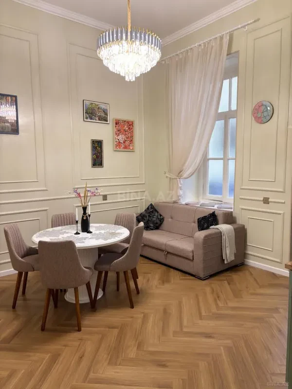 Kirayə verilir 2 otaqlı mənzil 40 m²