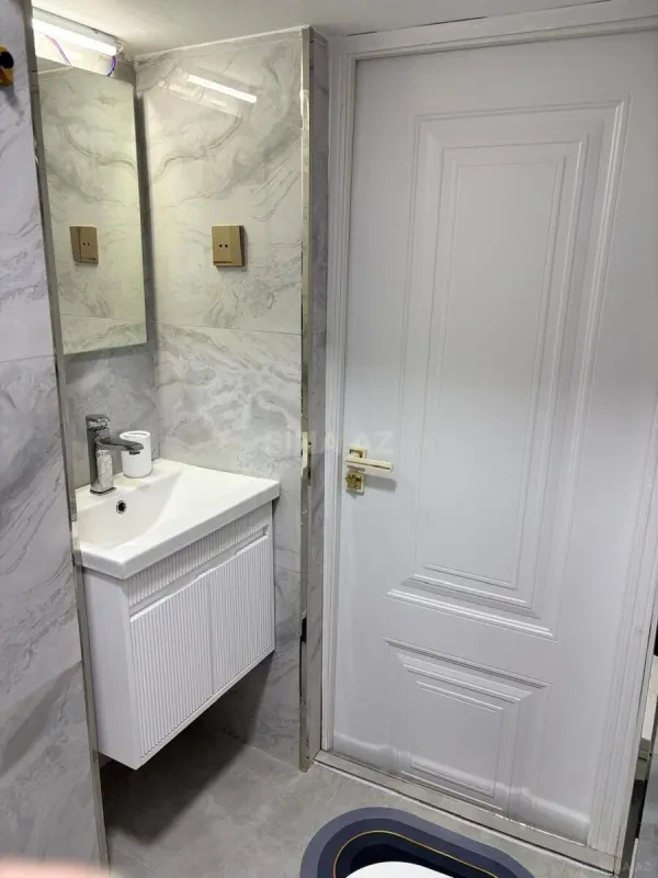 Kirayə verilir 2 otaqlı mənzil 40 m²