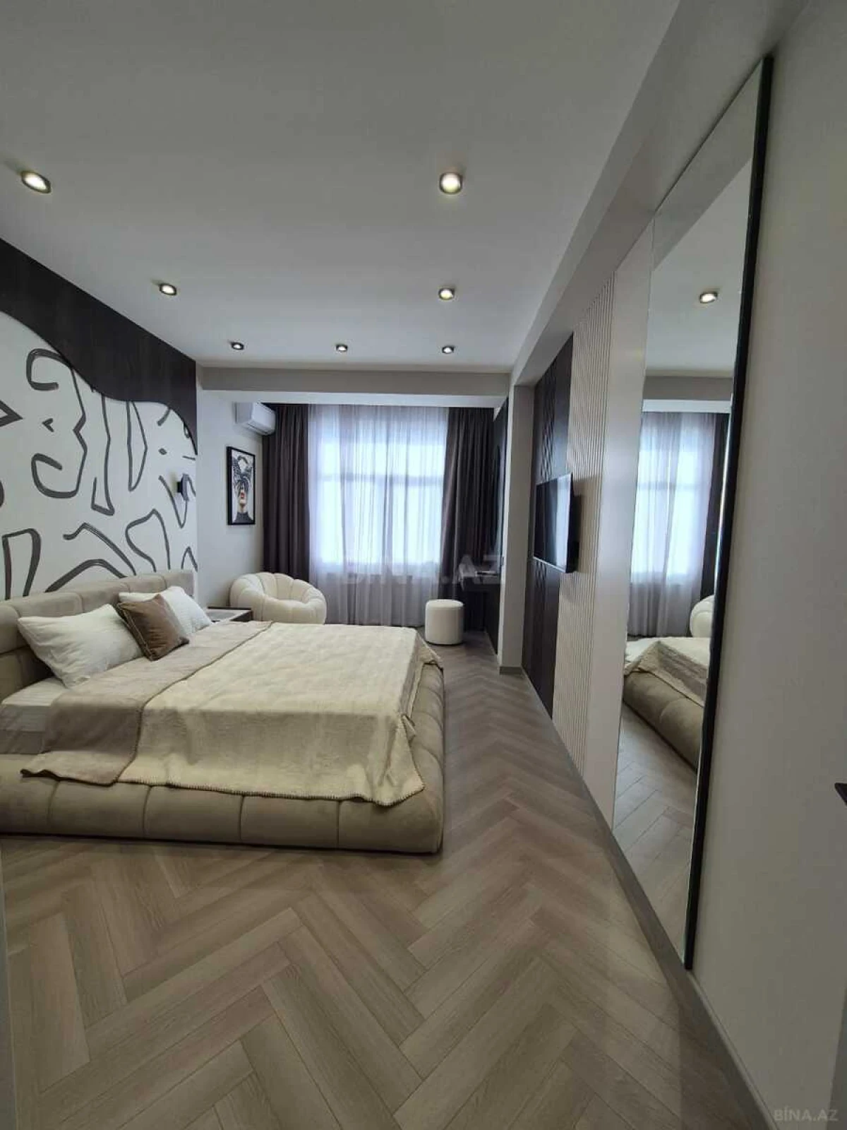 Kirayə verilir 3 otaqlı mənzil 105 m²