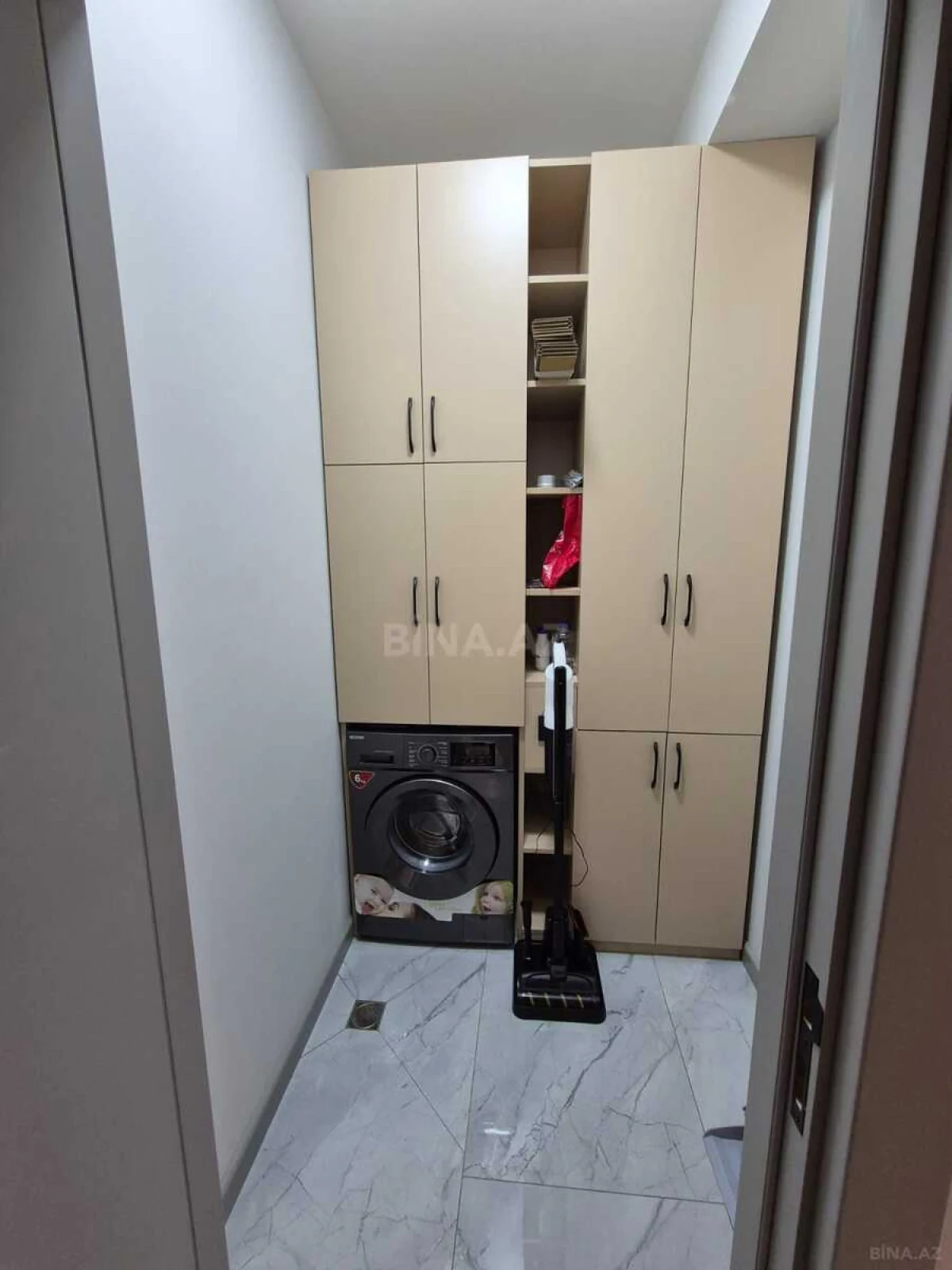 Kirayə verilir 3 otaqlı mənzil 105 m²